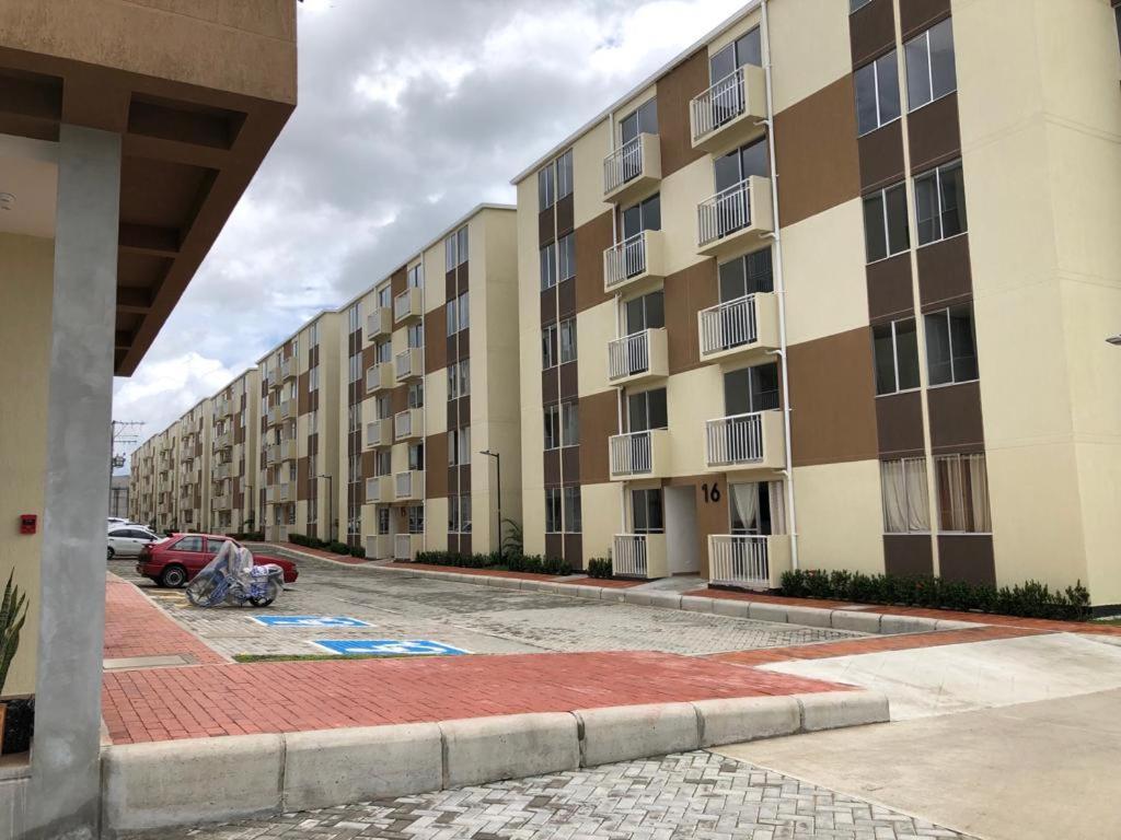 Apartment Nuevo Amoblado Neiva Conjunto Residencial Goya 504 Neiva (Huila)